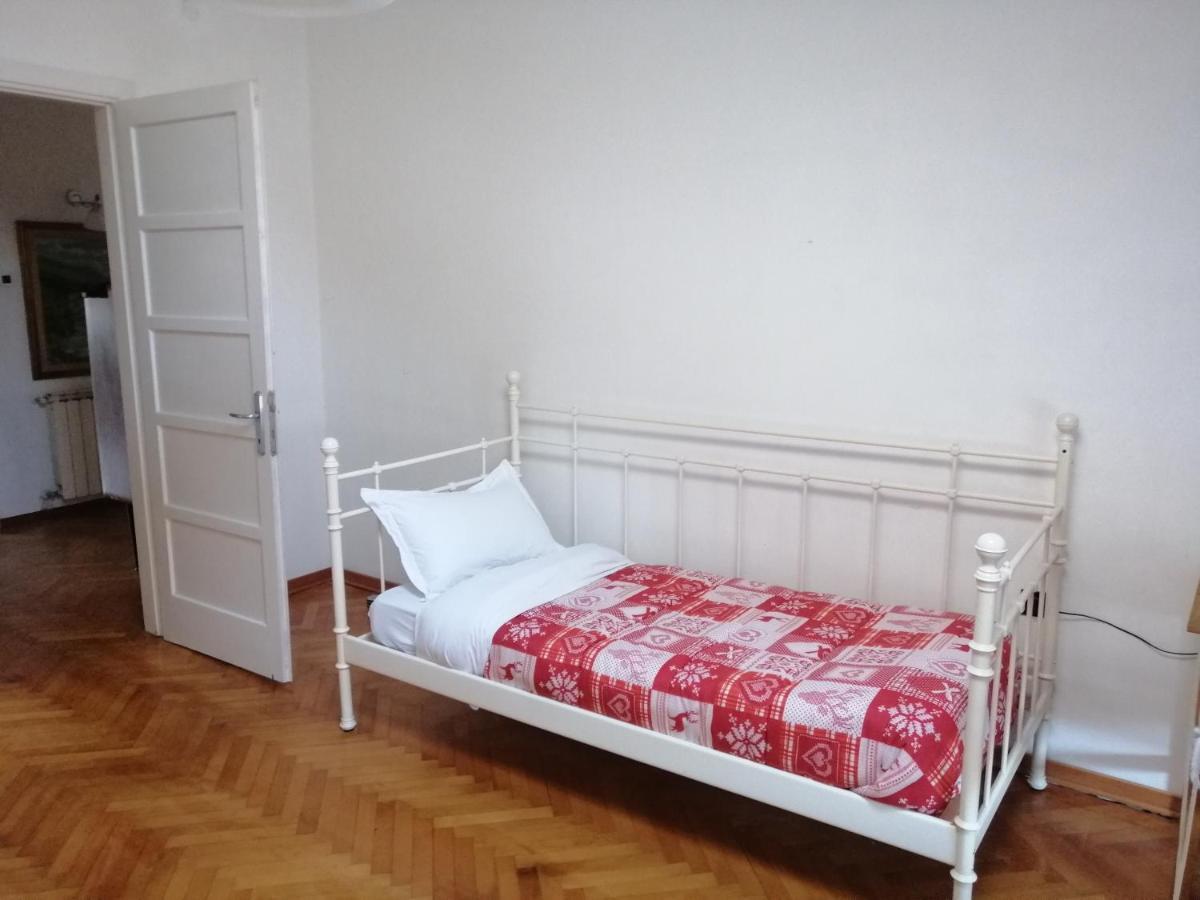 Apartment Kandler - Spacious And Confortable Trieste Luaran gambar